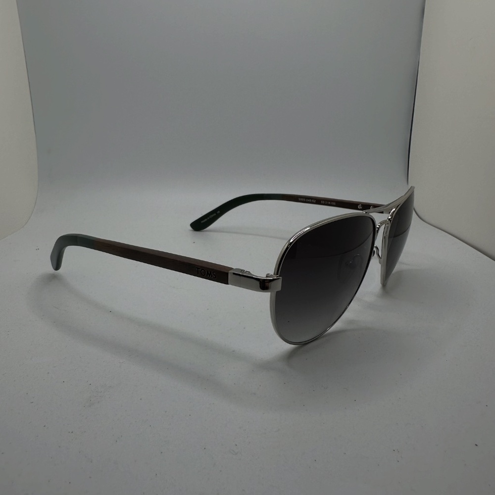 TOMS Sunglasses - Maverick Aviator - Silver Metal and Walnut Temples - Picture 2 of 2